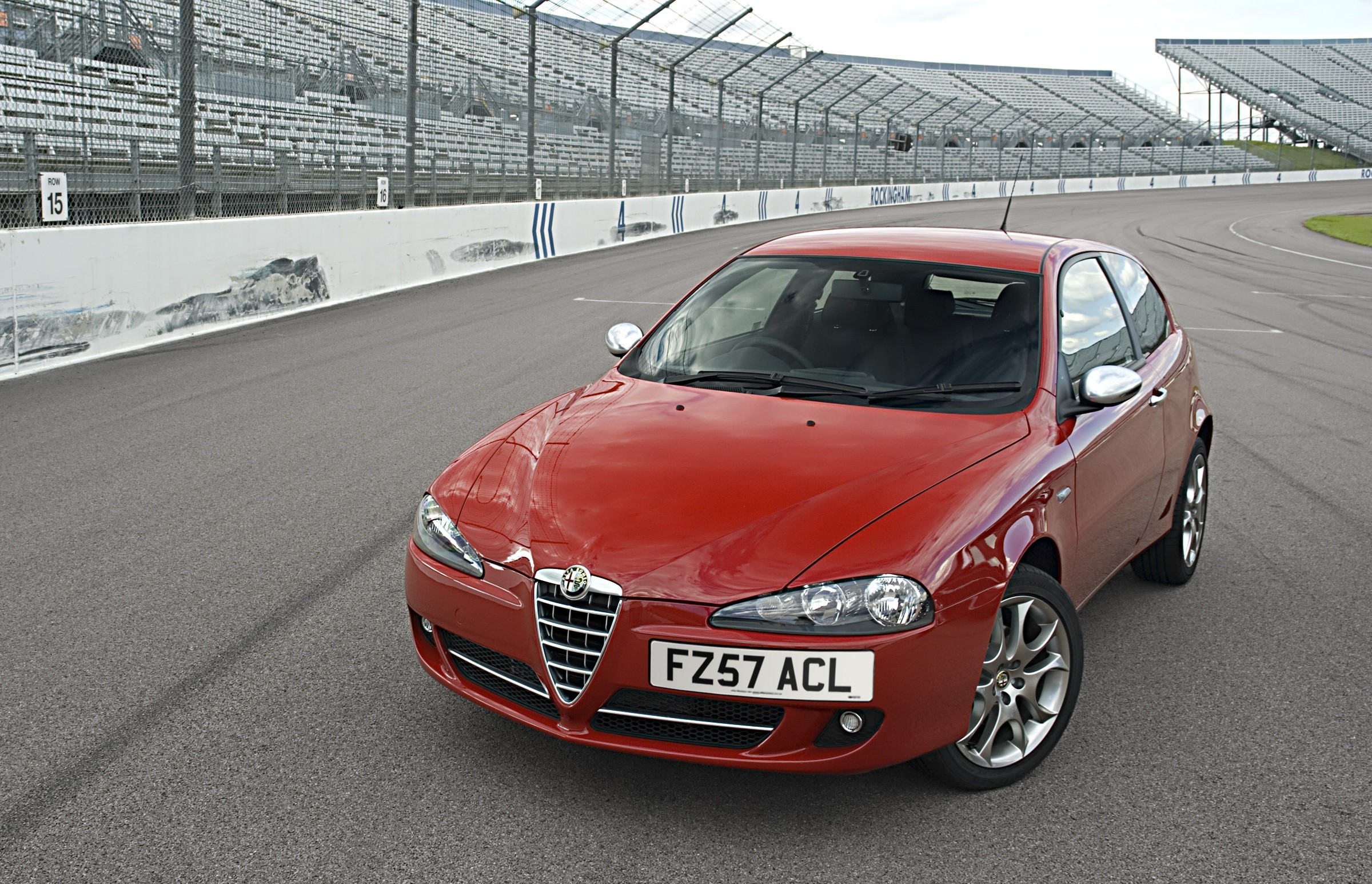 Подбор шин на Alfa Romeo 147 2007