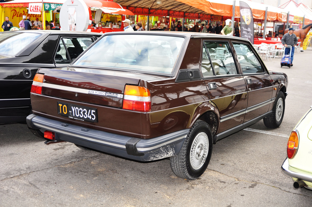 Размер колёс на Alfa Romeo Giulietta 1982 Подбор шин на Alfa Romeo Giulietta 1982
