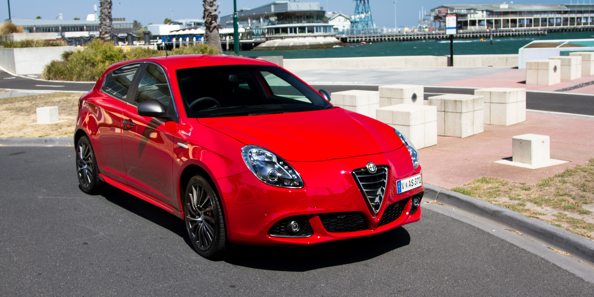 Размер колёс на Alfa Romeo Giulietta 2015 Подбор шин на Alfa Romeo Giulietta 2015
