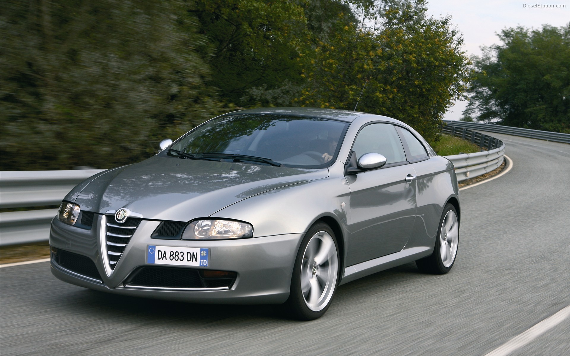 Размер колёс на Alfa Romeo GT 2008 Подбор шин на Alfa Romeo GT 2008