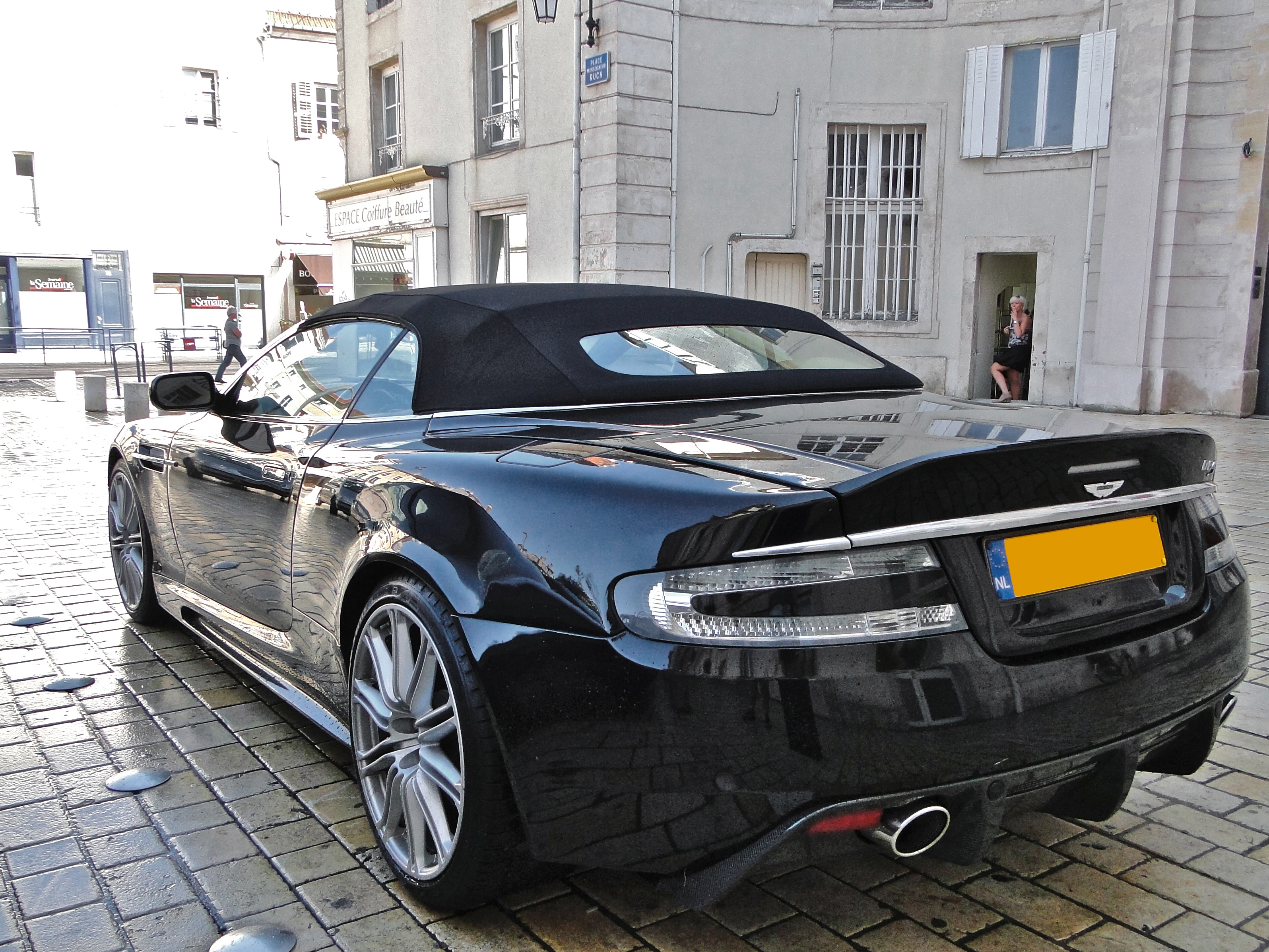 Размер колёс на Aston Martin DBS Volante 2011 Подбор шин на Aston Martin DBS Volante 2011