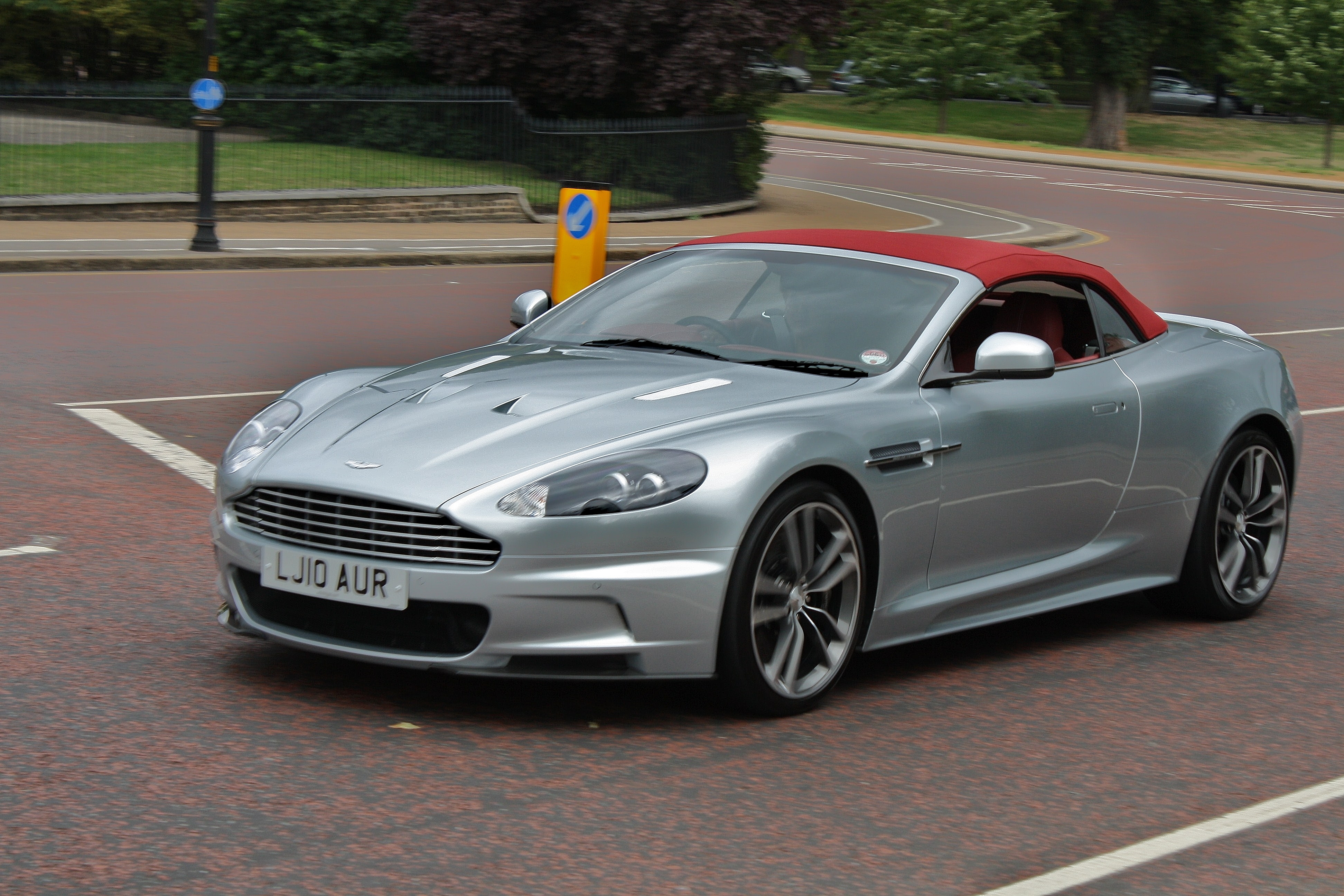 Подбор шин на Aston Martin DBS Volante 2013