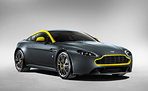 Размер колёс на Aston Martin V8 Vantage 2014 Подбор шин на Aston Martin V8 Vantage 2014