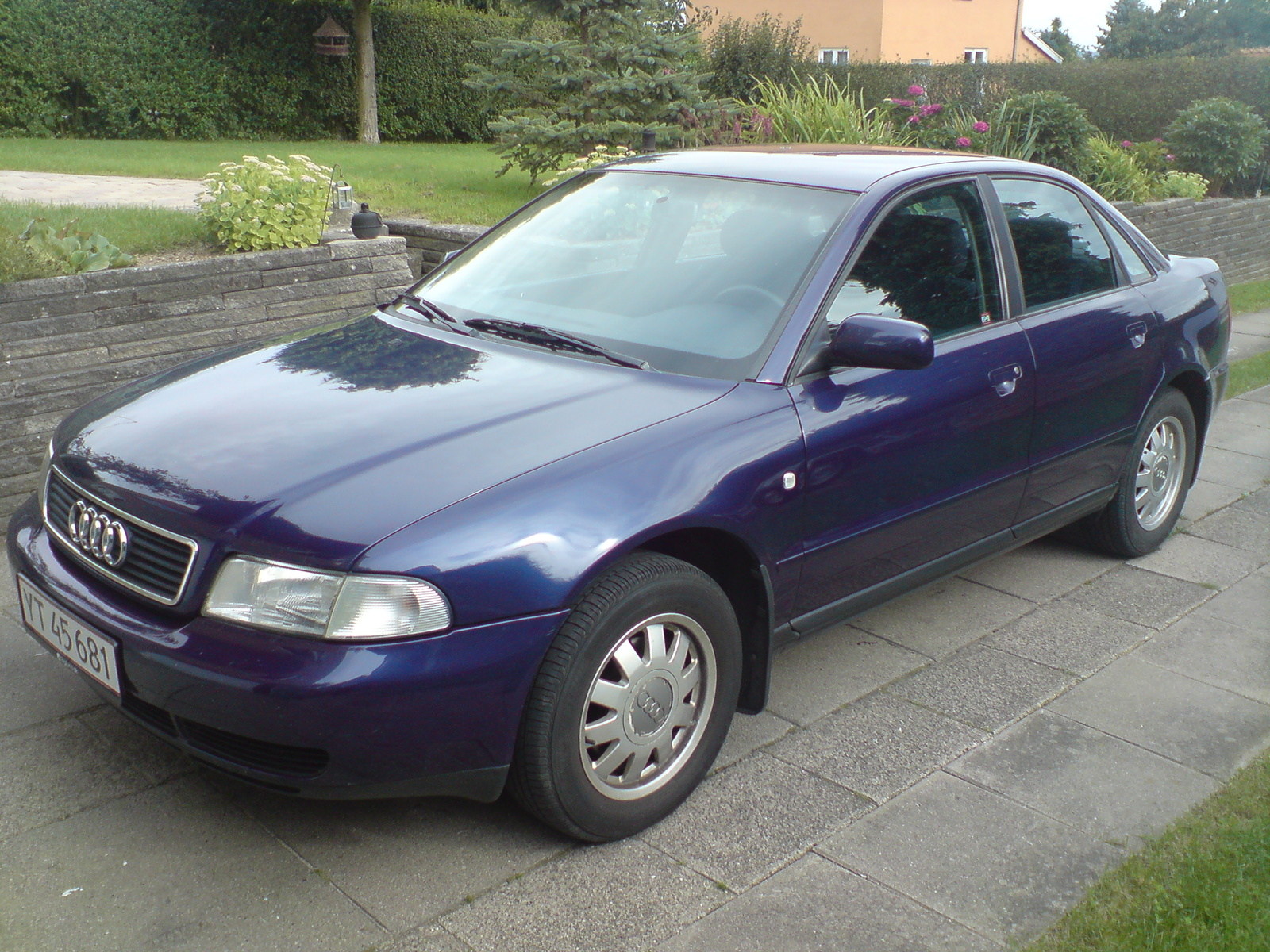 Подбор шин на Audi A4 1998