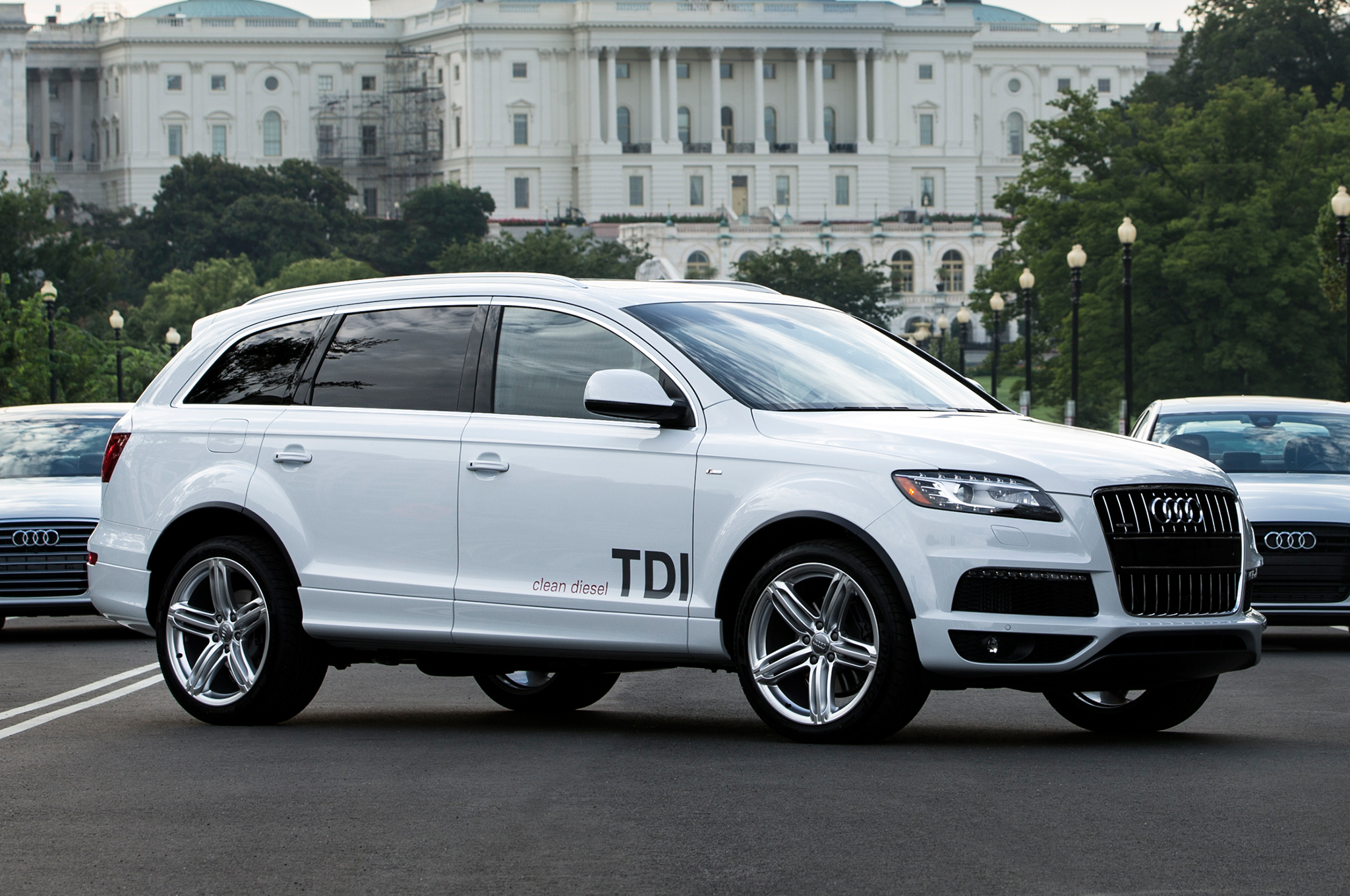 Размер колёс на Audi Q7 2014 Подбор шин на Audi Q7 2014