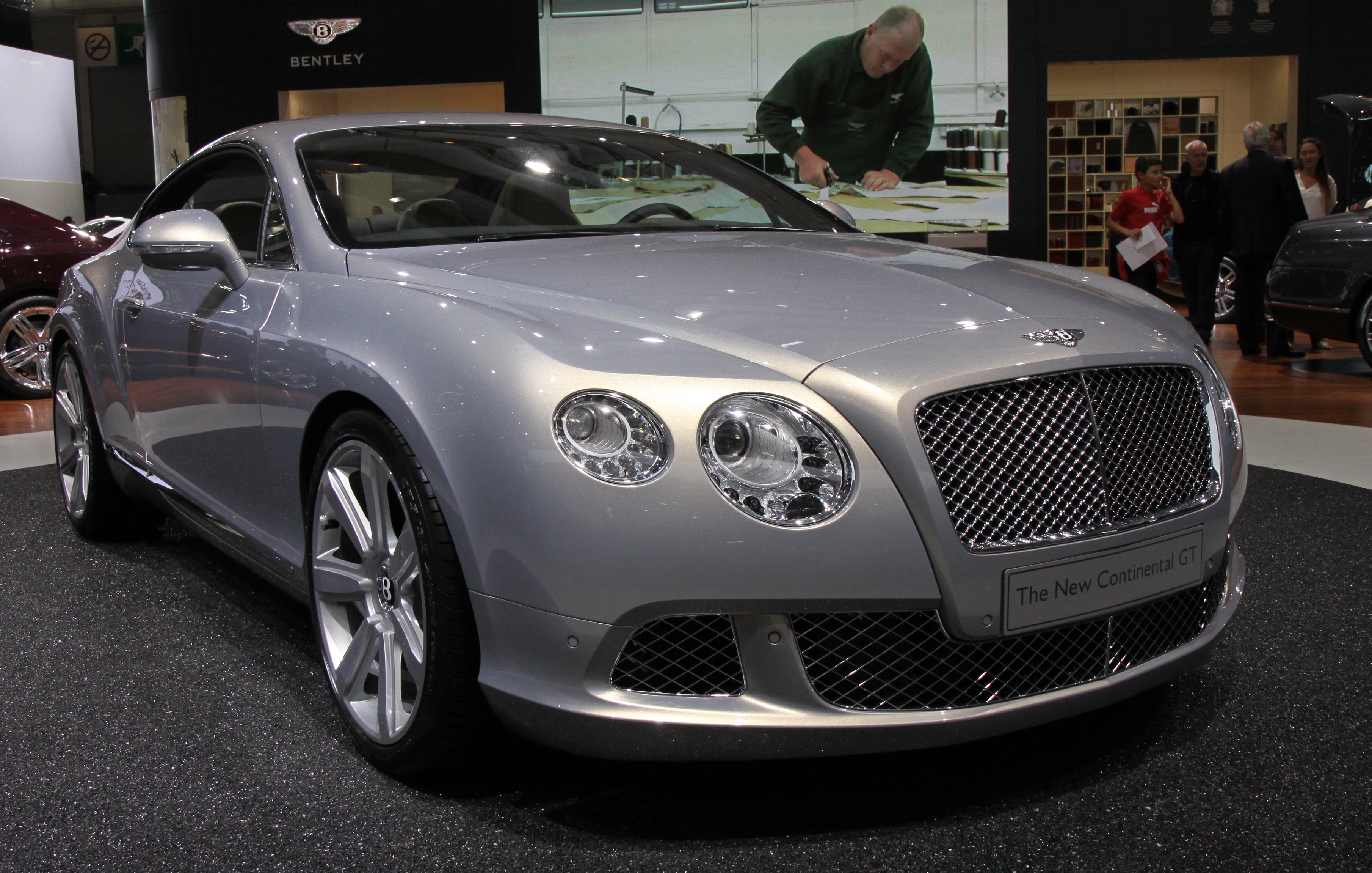 Размер колёс на Bentley Continental 2010 Подбор шин на Bentley Continental 2010