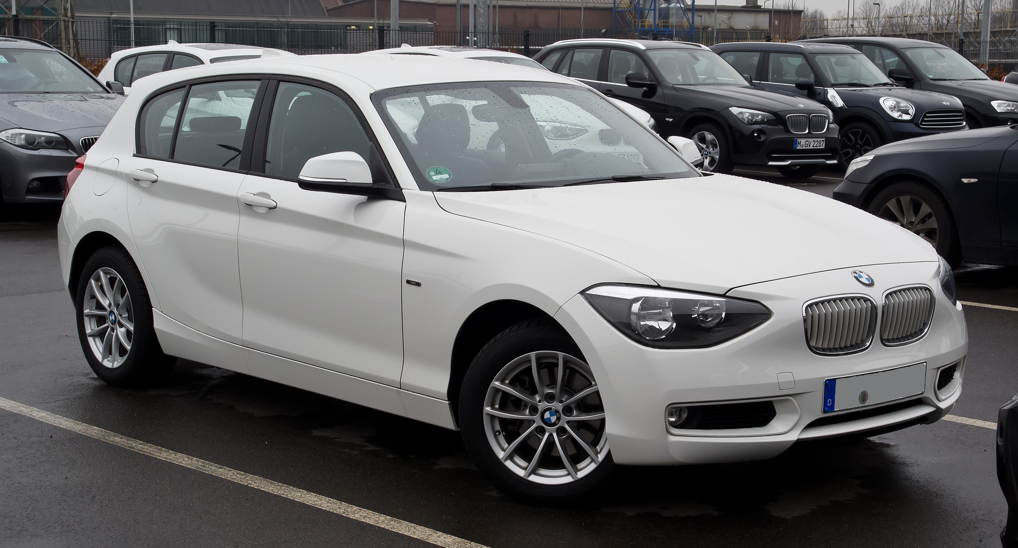 Размер колёс на BMW 1 Series 2012 Подбор шин на BMW 1 Series 2012