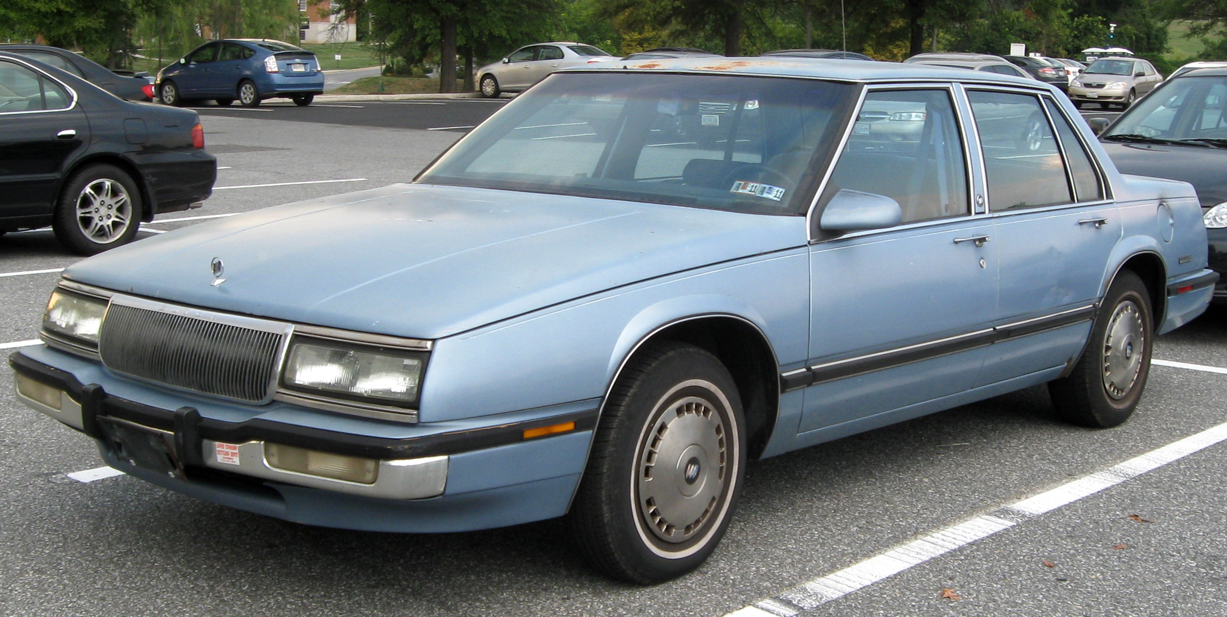 Размер колёс на Buick Le Sabre 1989 Подбор шин на Buick Le Sabre 1989