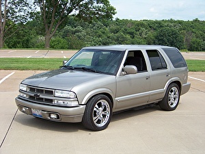 Размер колёс на Chevrolet Blazer 2002 Подбор шин на Chevrolet Blazer 2002