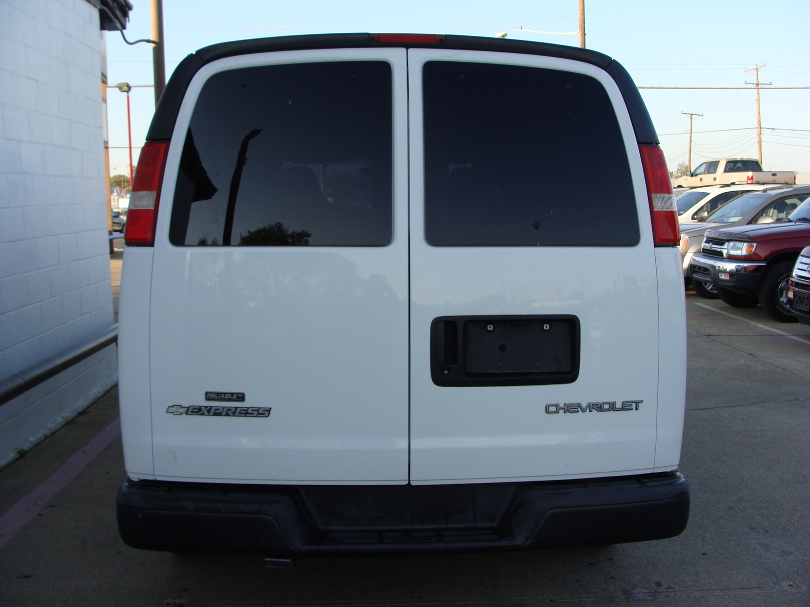 Подбор шин на Chevrolet Express 2005