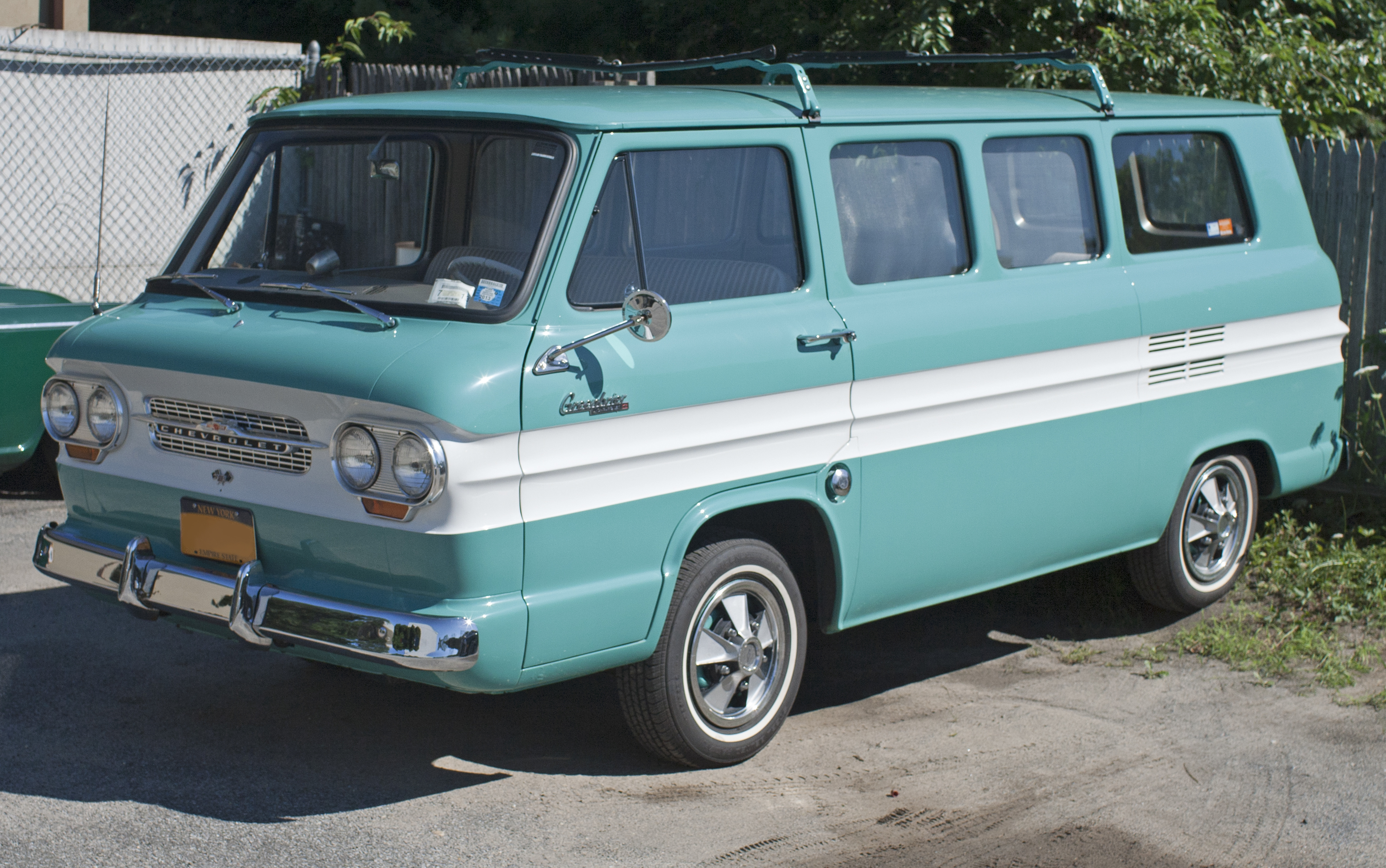 Размер колёс на Chevrolet Van S 1961 Подбор шин на Chevrolet Van S 1961