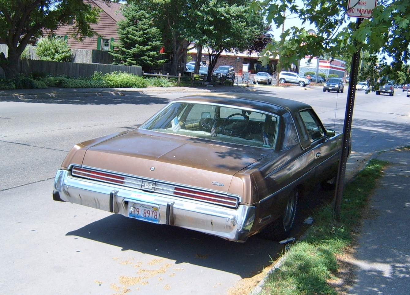 Размер колёс на Chrysler Newport 1977 Подбор шин на Chrysler Newport 1977