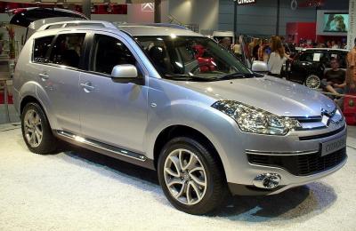Размер колёс на Citroen C-Crosser 2008 Подбор шин на Citroen C-Crosser 2008