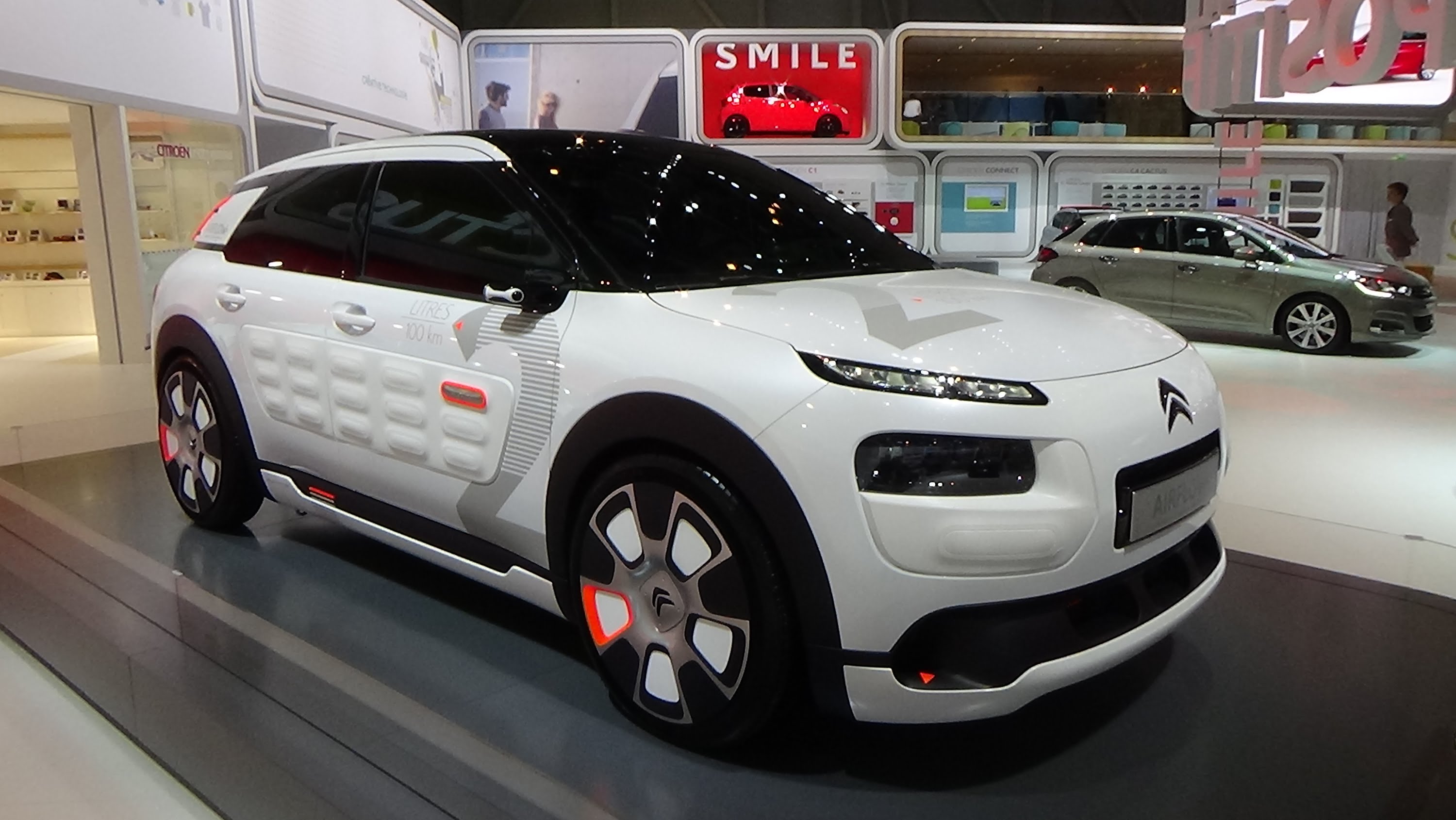 Размер колёс на Citroen C4 Cactus 2016 Подбор шин на Citroen C4 Cactus 2016