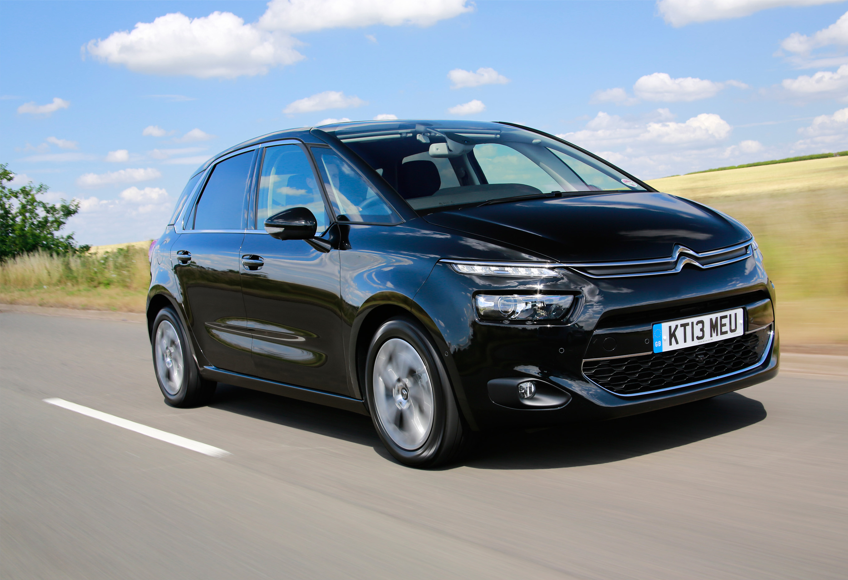 Размер колёс на Citroen C4 Picasso 2015 Подбор шин на Citroen C4 Picasso 2015