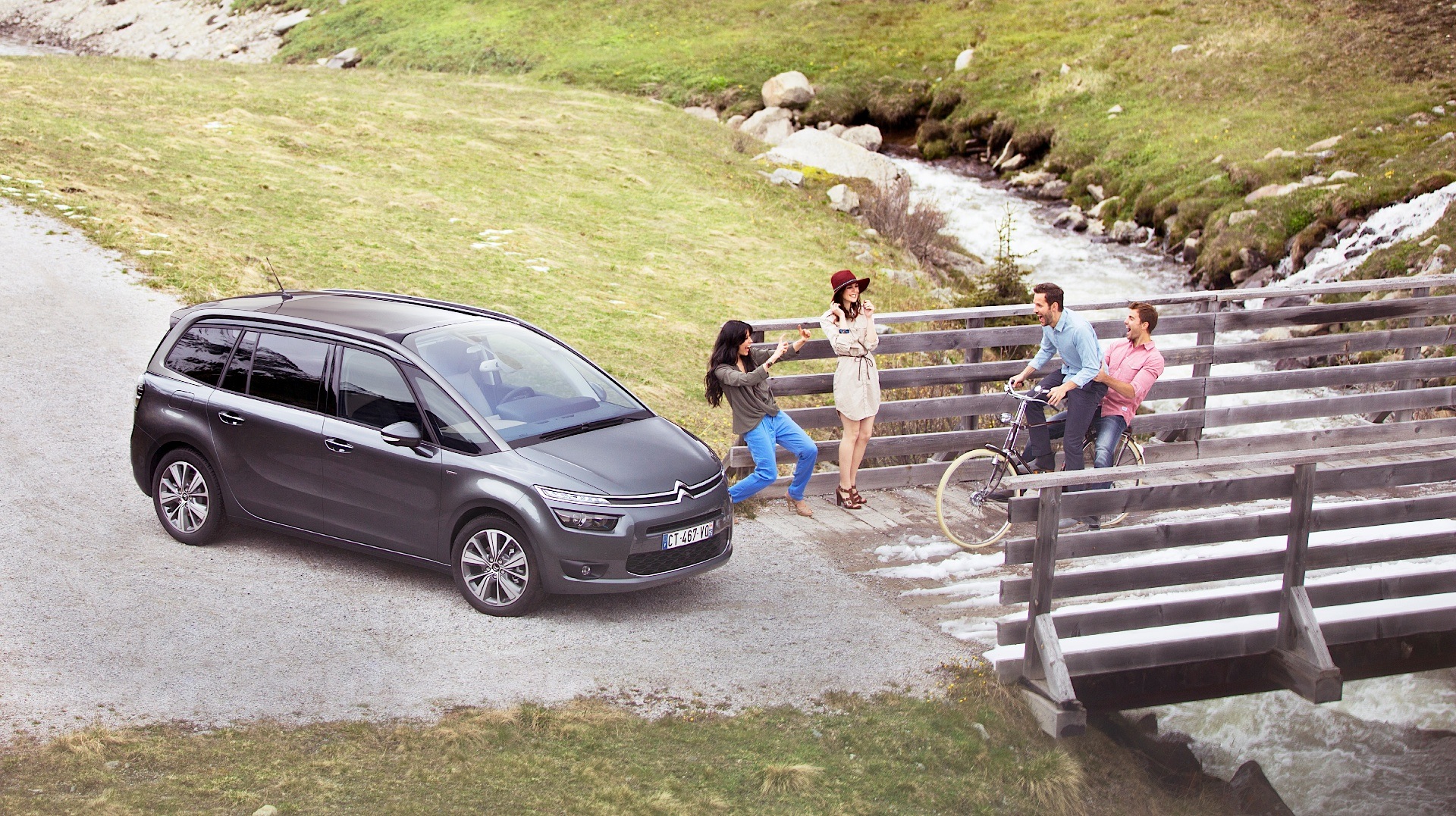 Подбор шин на Citroen Grand C4 Picasso 2013