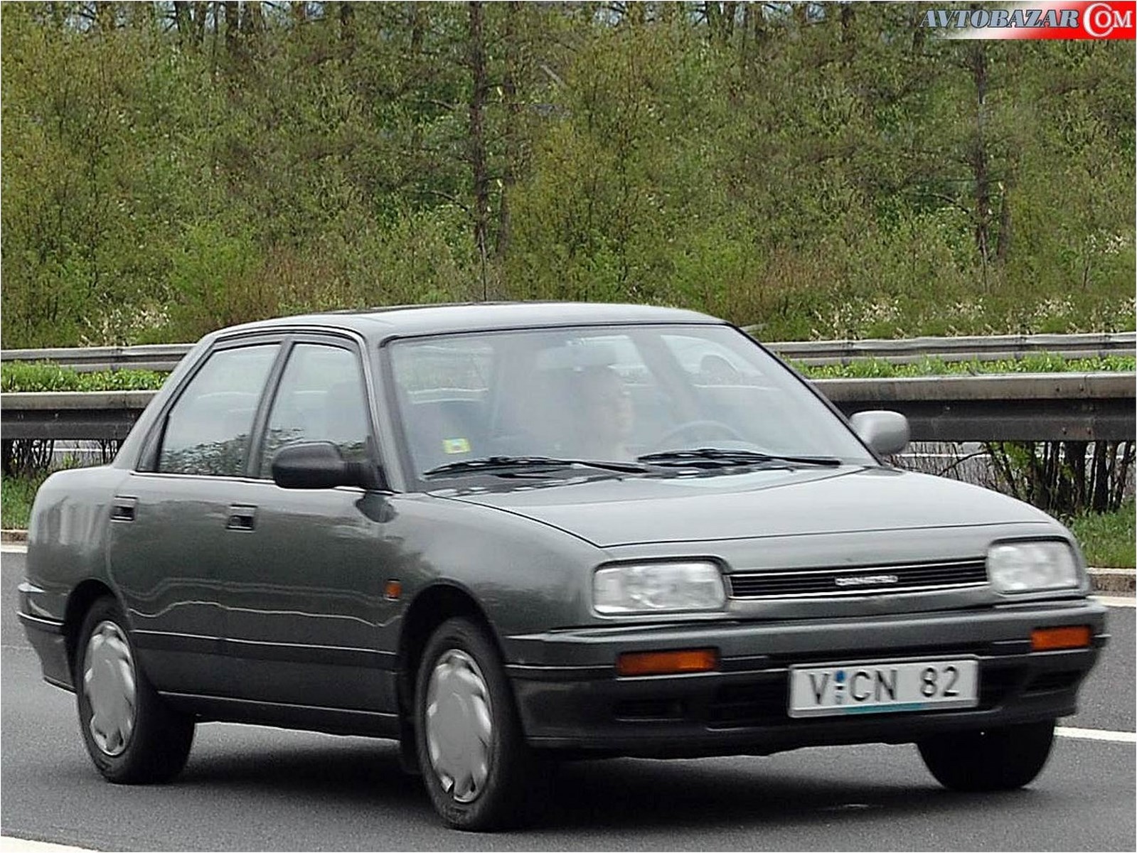 Размер колёс на Daihatsu Applause 1989 Подбор шин на Daihatsu Applause 1989