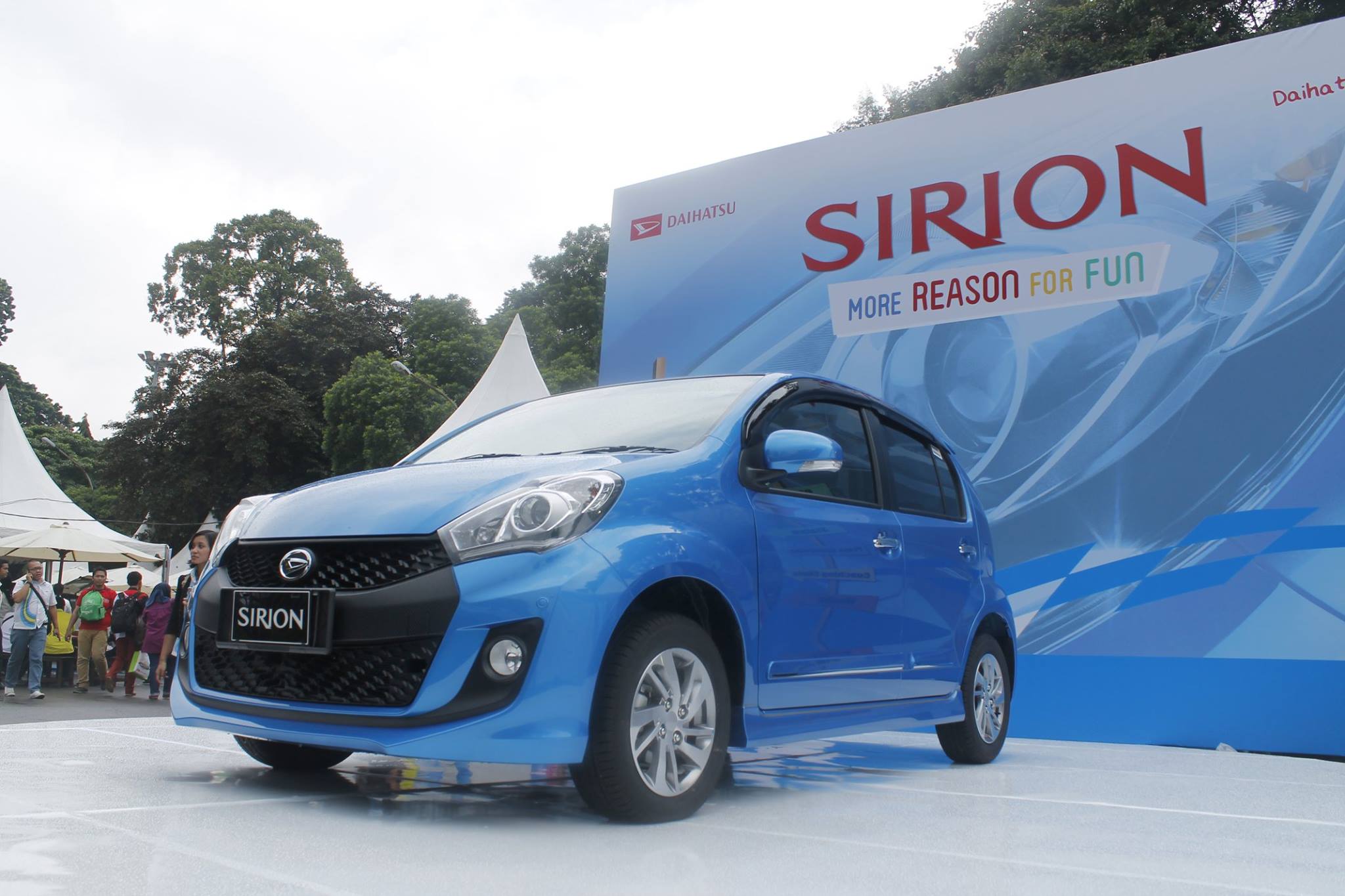 Размер колёс на Daihatsu Sirion 2016 Подбор шин на Daihatsu Sirion 2016