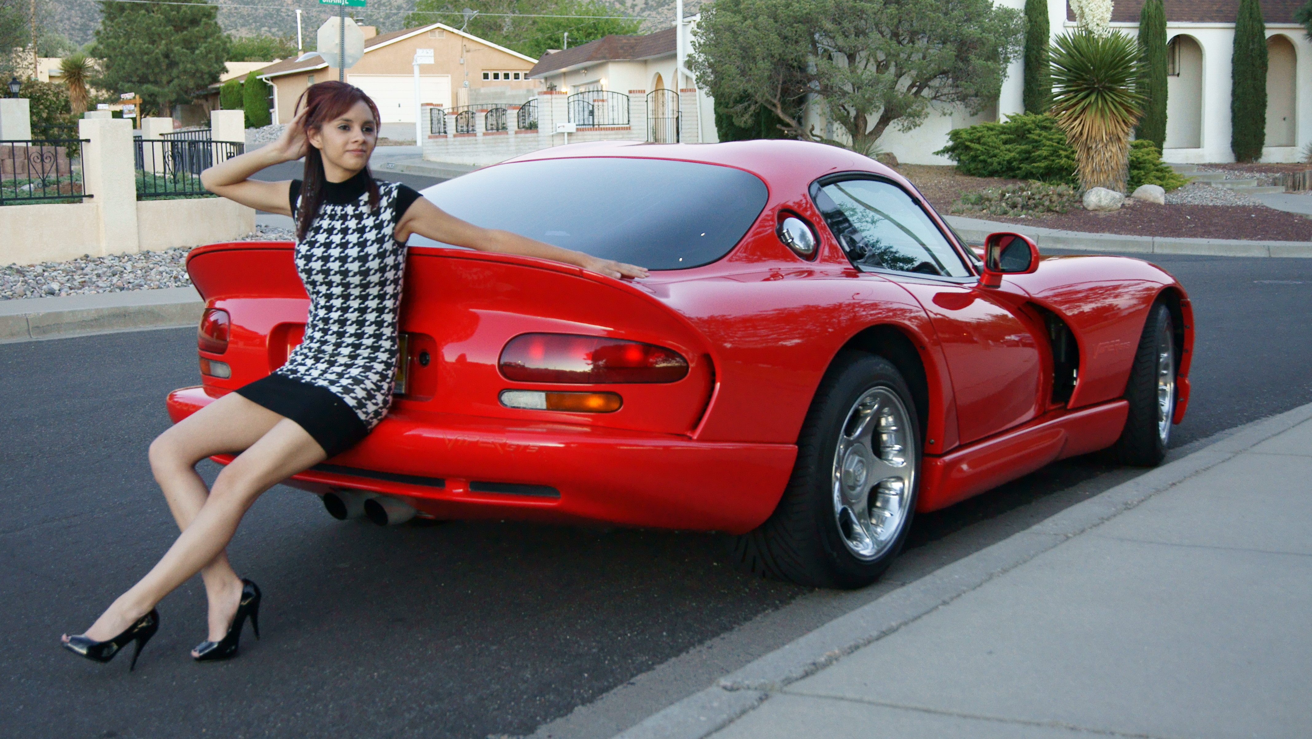 Размер колёс на Dodge Viper 1997 Подбор шин на Dodge Viper 1997
