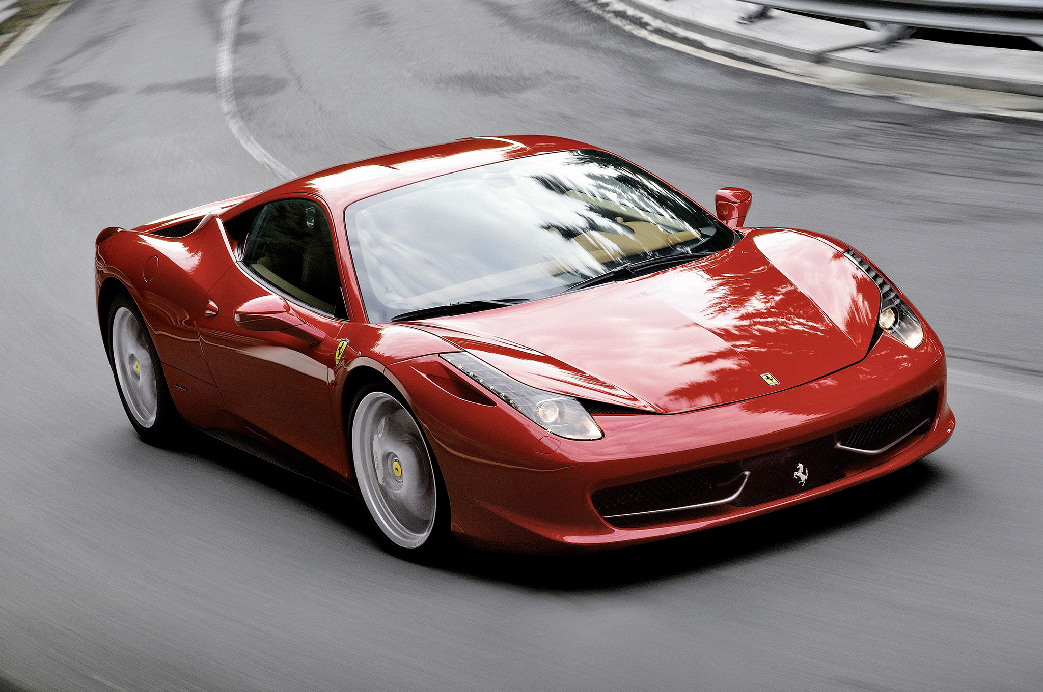 Размер колёс на Ferrari 458 Italia 2014 Подбор шин на Ferrari 458 Italia 2014