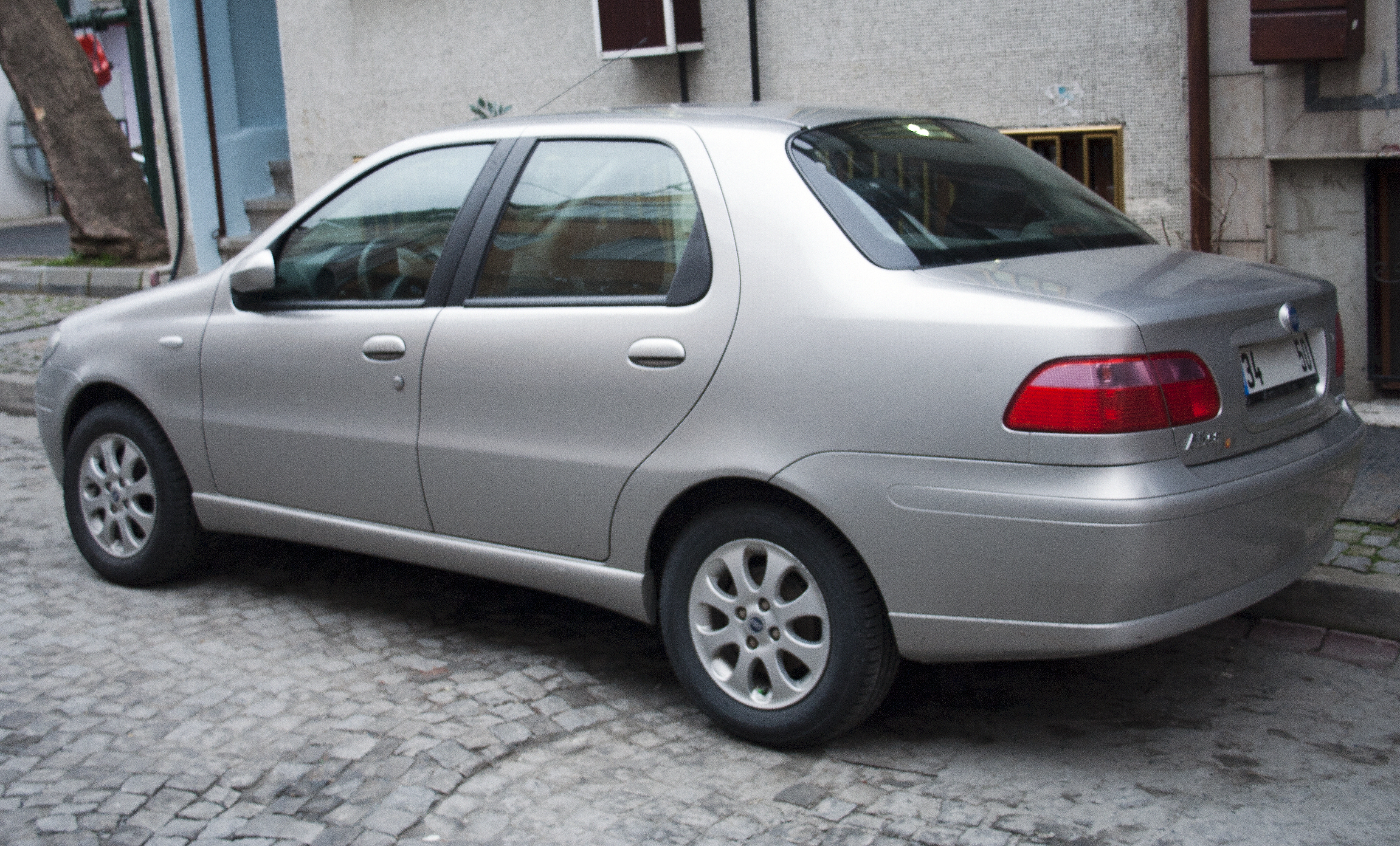 Размер колёс на Fiat Albea 2006 Подбор шин на Fiat Albea 2006