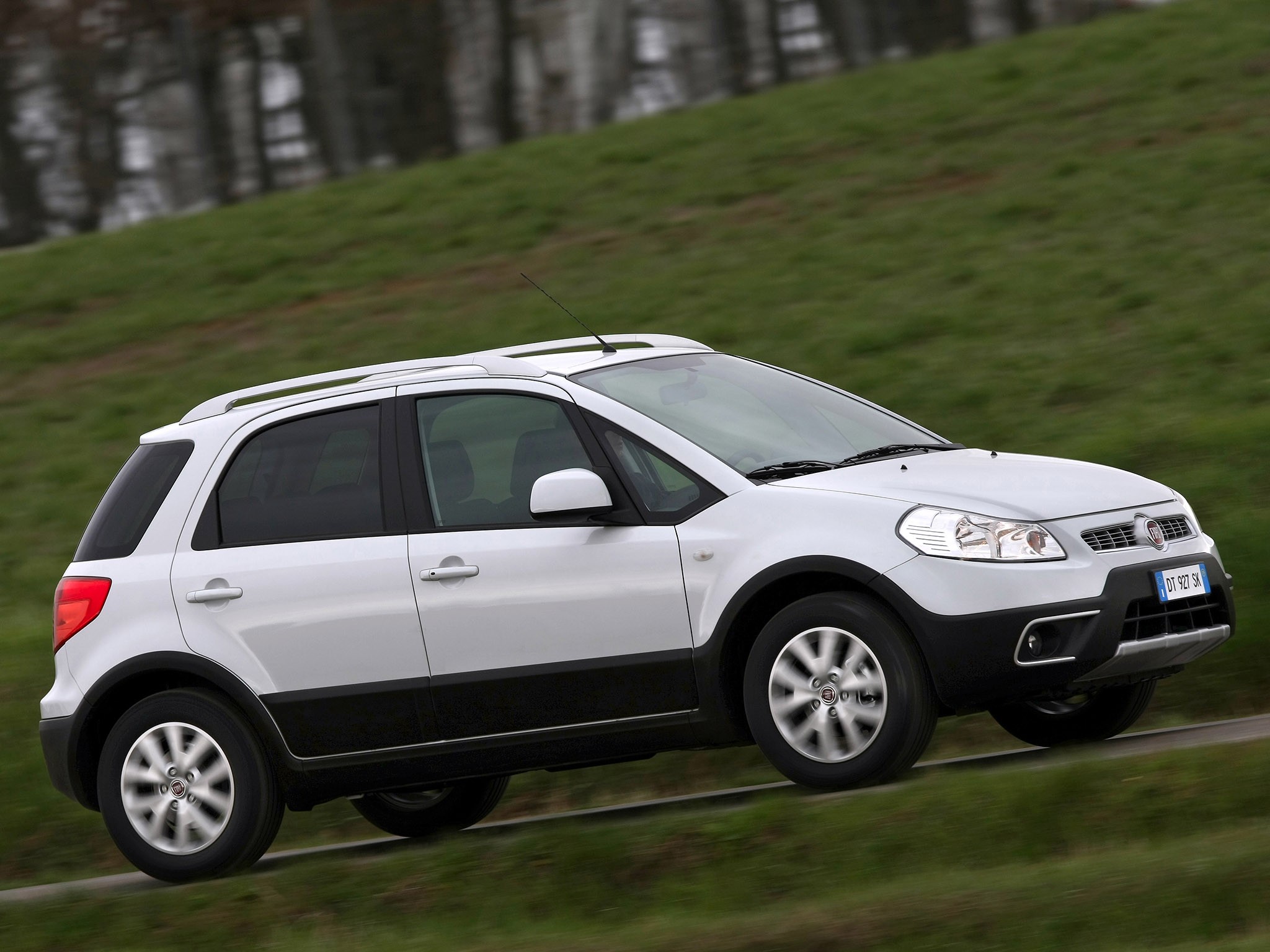Размер колёс на Fiat Sedici 2010 Подбор шин на Fiat Sedici 2010