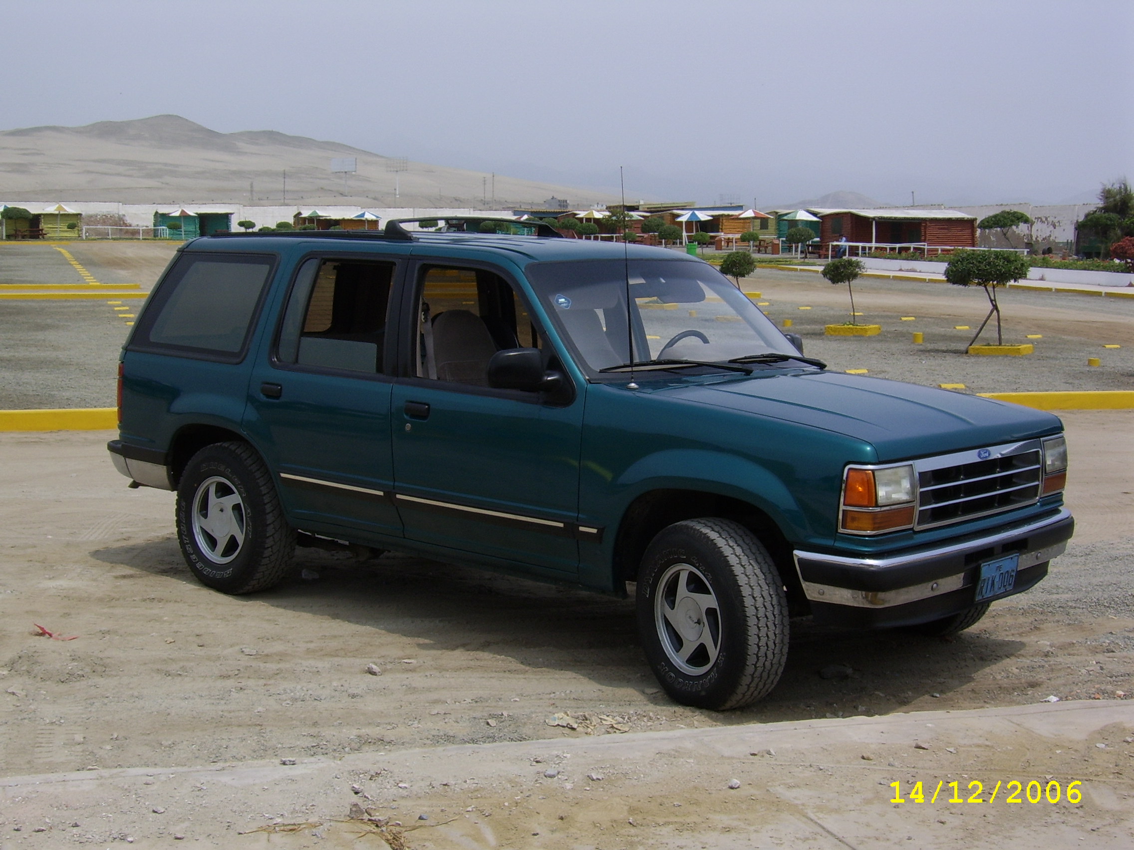 Размер колёс на Ford Explorer 1992 Подбор шин на Ford Explorer 1992