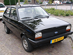 Размер колёс на Ford Fiesta 1982 Подбор шин на Ford Fiesta 1982