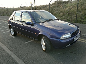 Размер колёс на Ford Fiesta 2000 Подбор шин на Ford Fiesta 2000