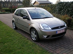Размер колёс на Ford Fiesta 2003 Подбор шин на Ford Fiesta 2003