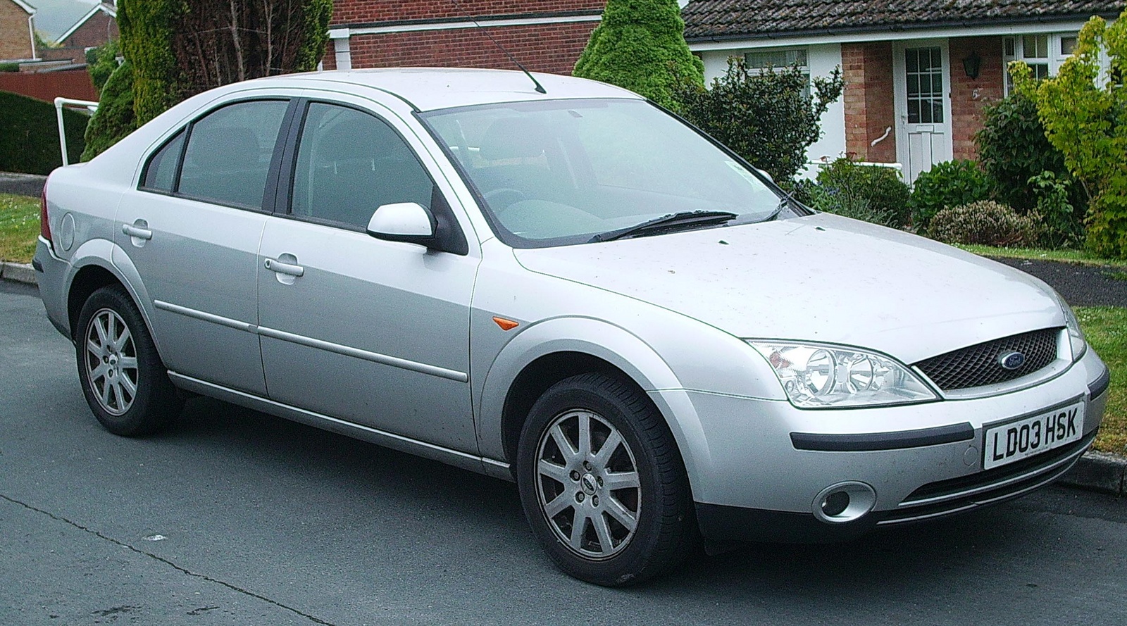 Размер колёс на Ford Mondeo 2004 Подбор шин на Ford Mondeo 2004