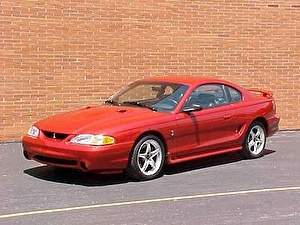 Размер колёс на Ford Mustang 1998 Подбор шин на Ford Mustang 1998