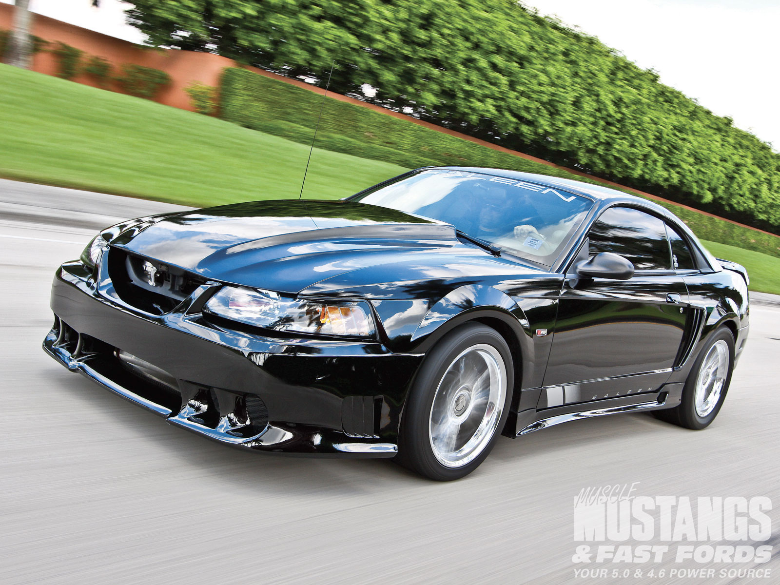 Размер колёс на Ford Mustang 2000 Подбор шин на Ford Mustang 2000