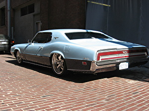 Размер колёс на Ford Thunderbird 1970 Подбор шин на Ford Thunderbird 1970