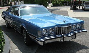 Размер колёс на Ford Thunderbird 1973 Подбор шин на Ford Thunderbird 1973