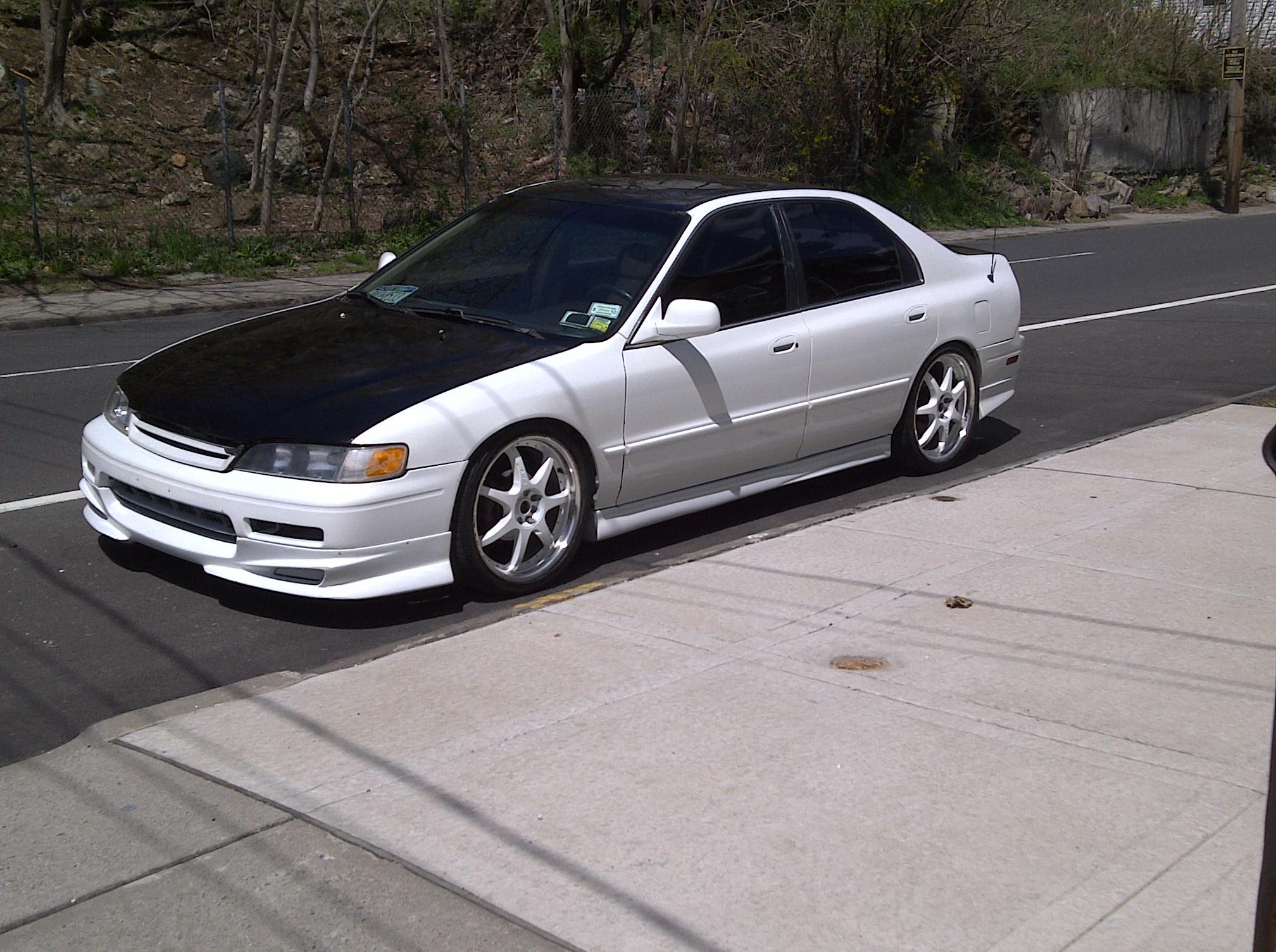Размер колёс на Honda Accord 1994 Подбор шин на Honda Accord 1994