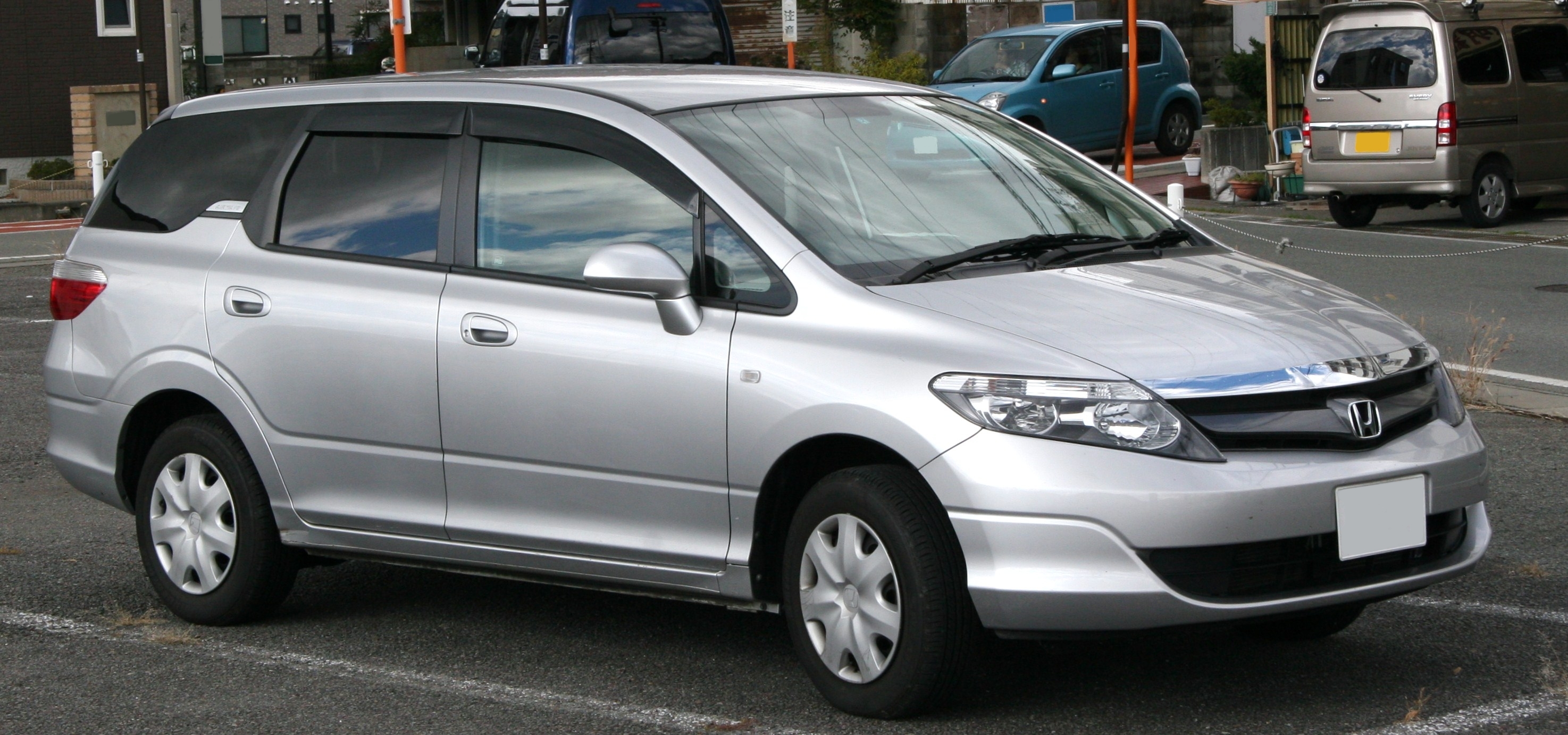 Размер колёс на Honda Airwave 2008 Подбор шин на Honda Airwave 2008