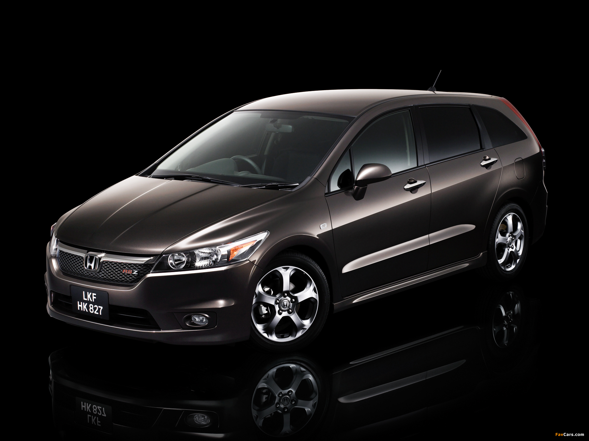 Размер колёс на Honda Stream 2014 Подбор шин на Honda Stream 2014