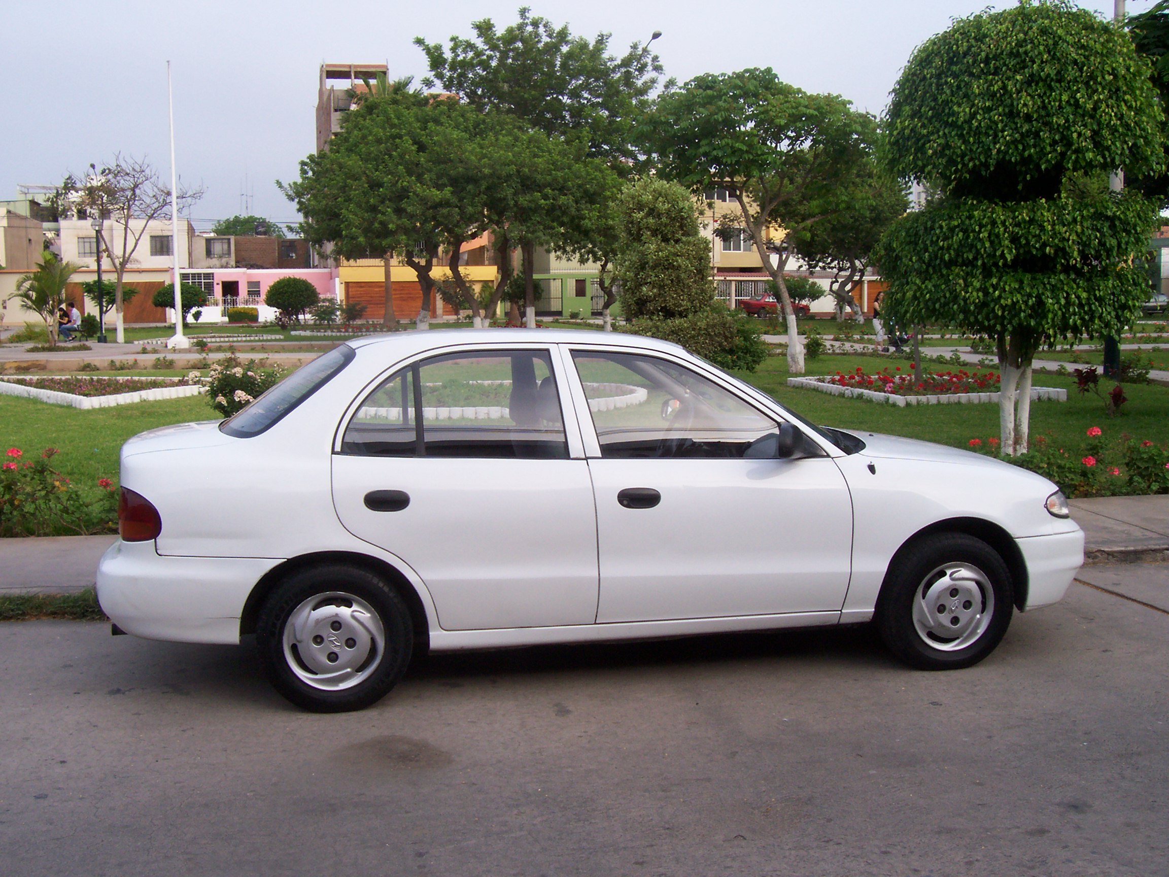 Размер колёс на Hyundai Accent 1995 Подбор шин на Hyundai Accent 1995