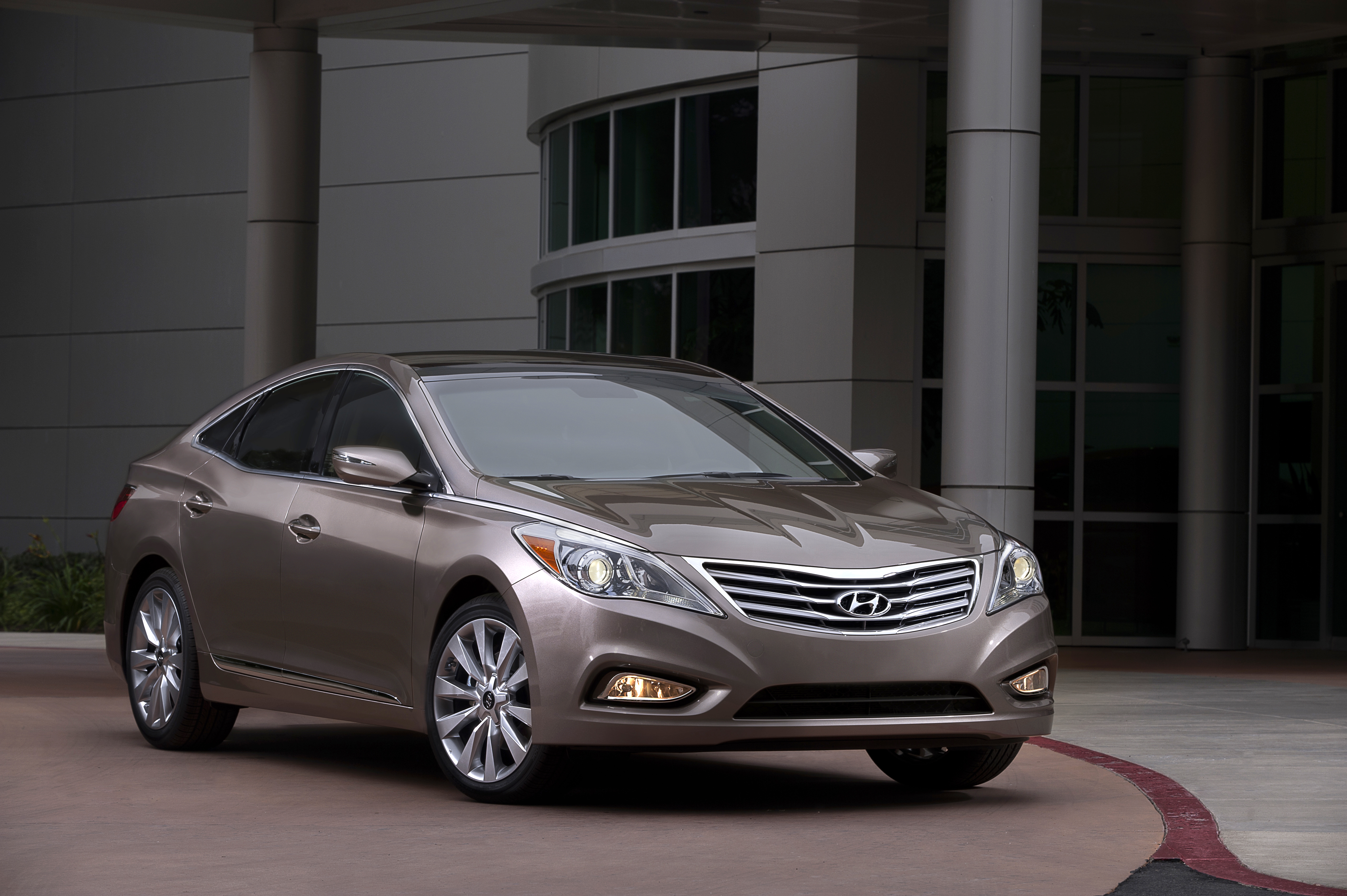 Размер колёс на Hyundai Azera 2013 Подбор шин на Hyundai Azera 2013