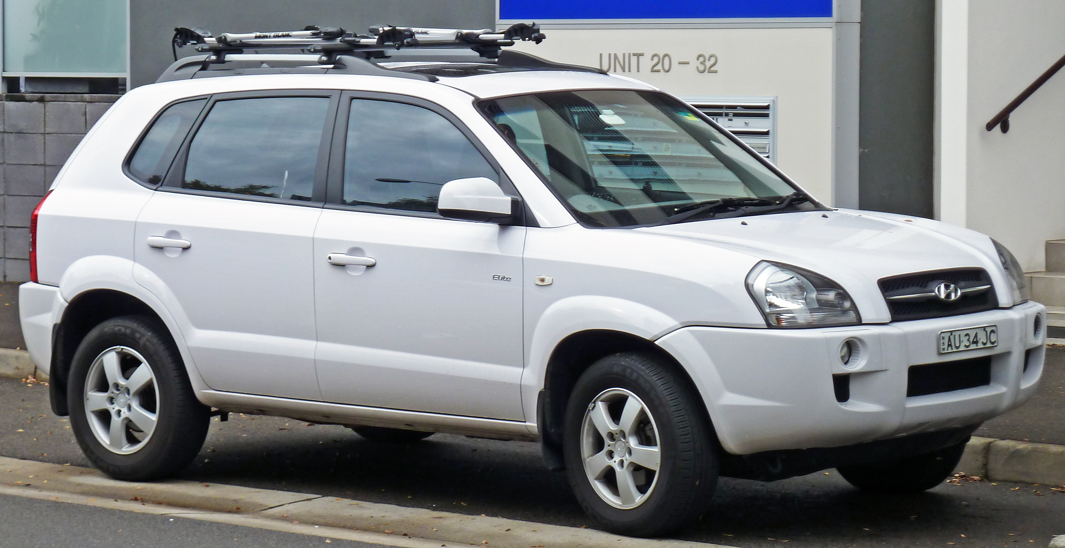 Размер колёс на Hyundai Tucson 2007 Подбор шин на Hyundai Tucson 2007