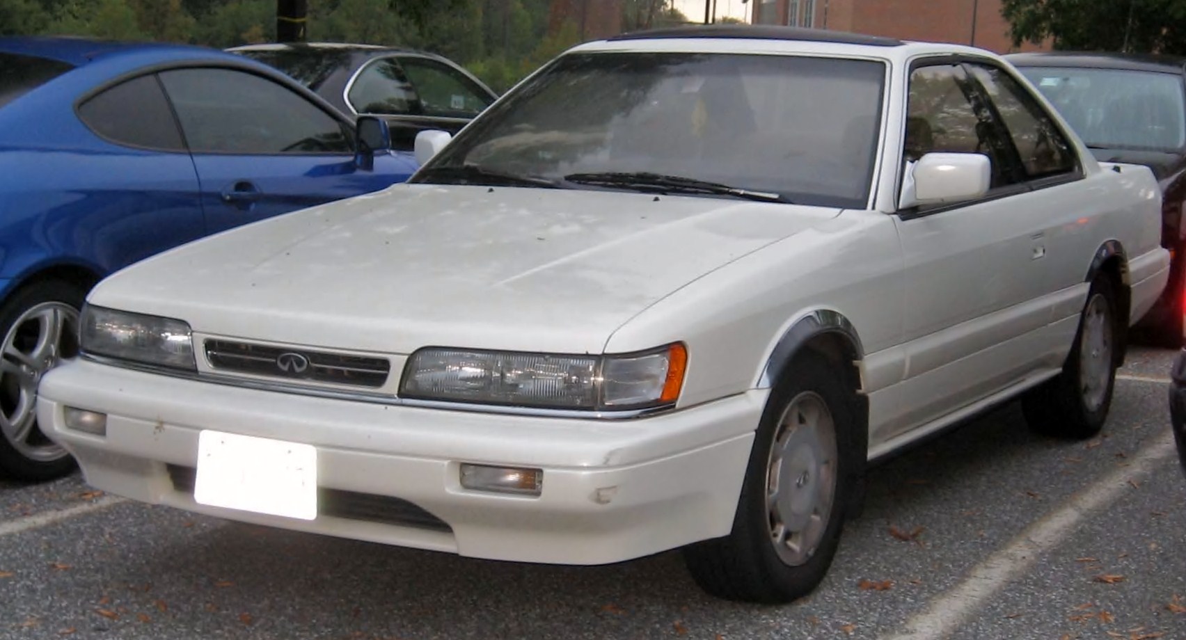 Подбор шин на Infiniti M 1990