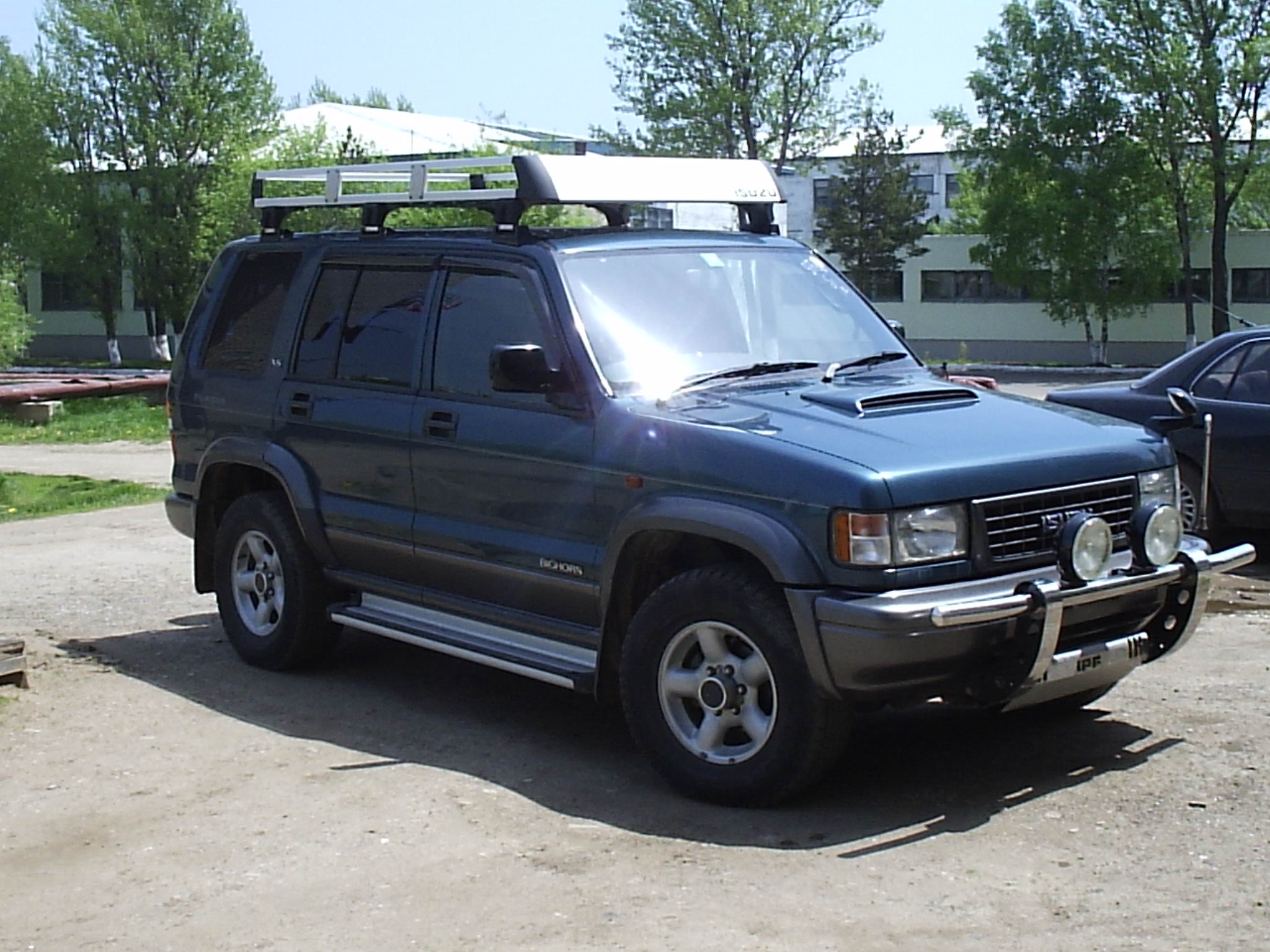Размер колёс на Isuzu Bighorn 1997 Подбор шин на Isuzu Bighorn 1997