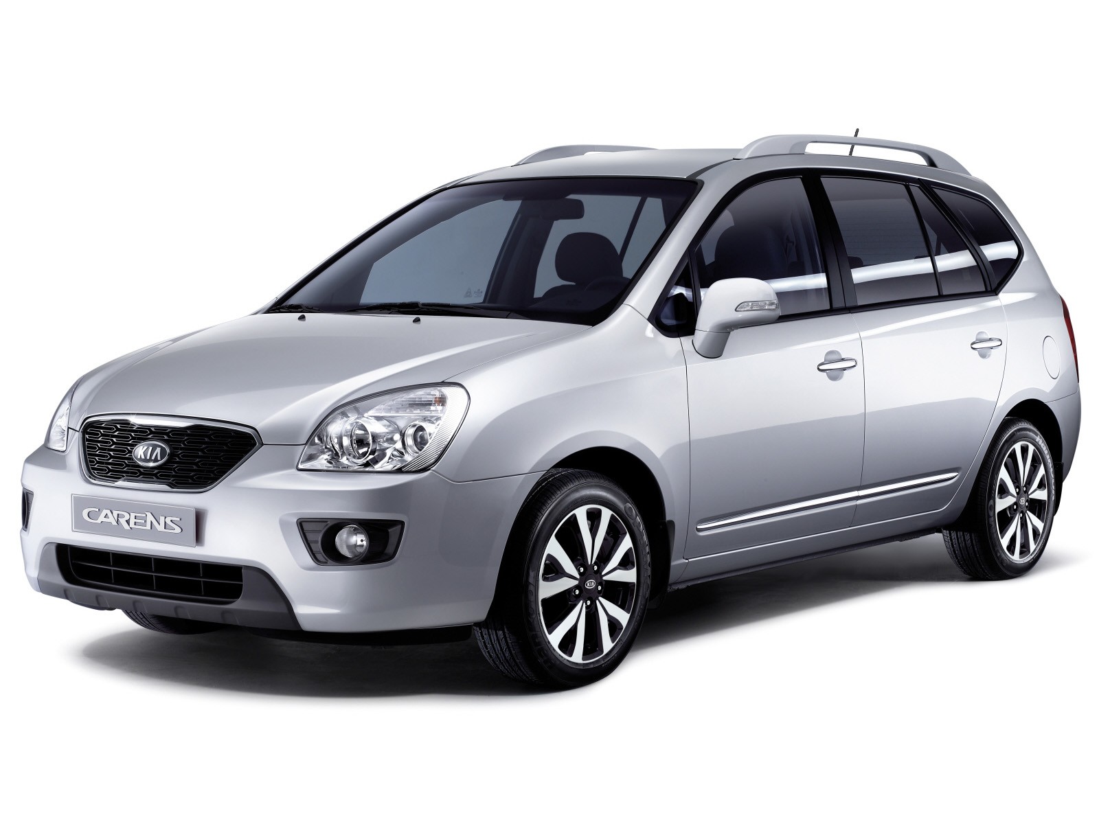 Размер колёс на Kia Carens 2010 Подбор шин на Kia Carens 2010