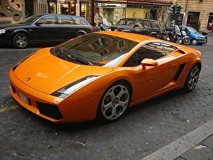 Размер колёс на Lamborghini Gallardo 2004 Подбор шин на Lamborghini Gallardo 2004