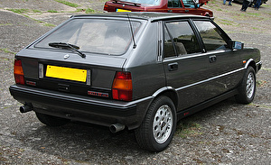 Размер колёс на Lancia Delta 1986 Подбор шин на Lancia Delta 1986
