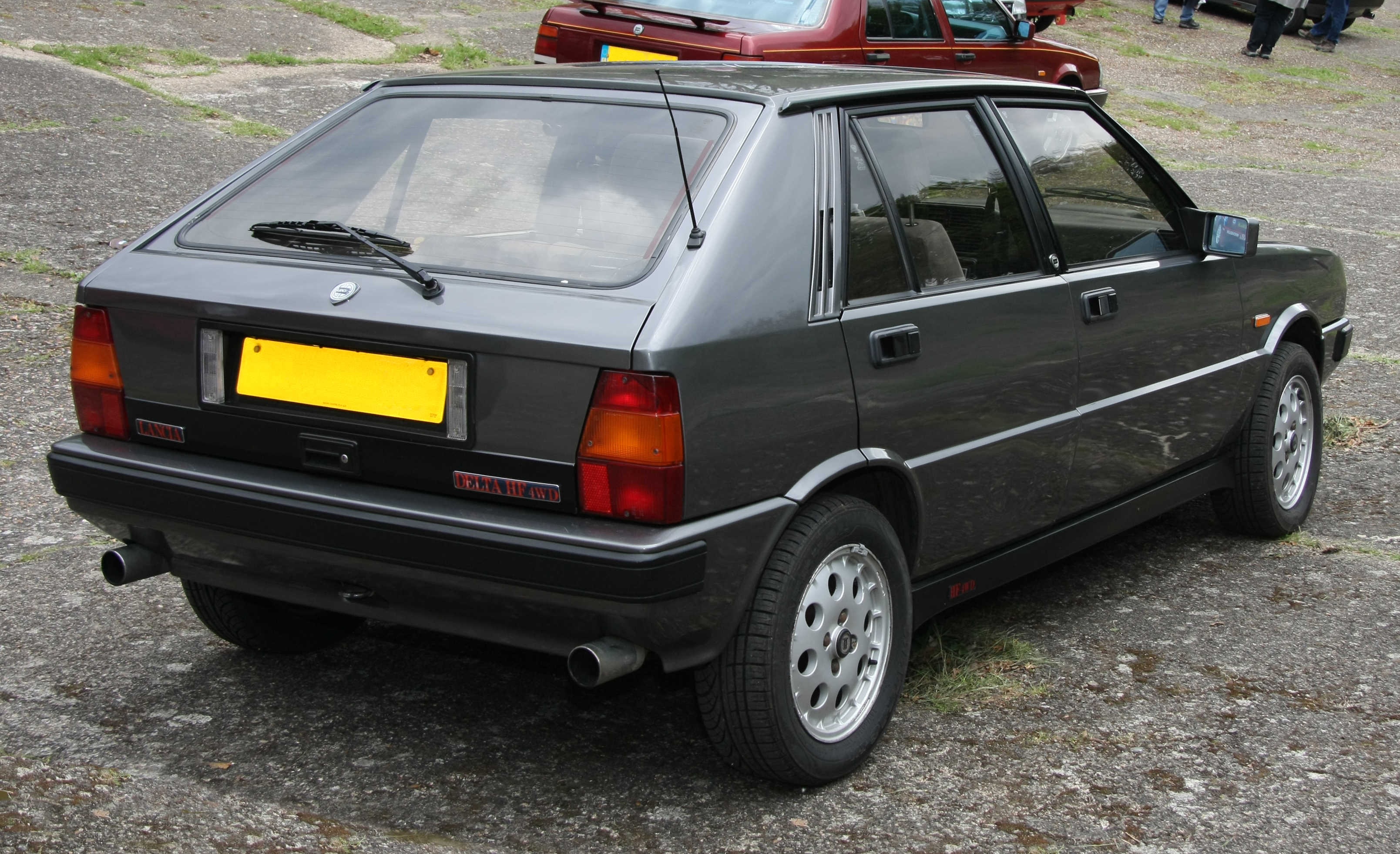 Размер колёс на Lancia Delta 1986 Подбор шин на Lancia Delta 1986