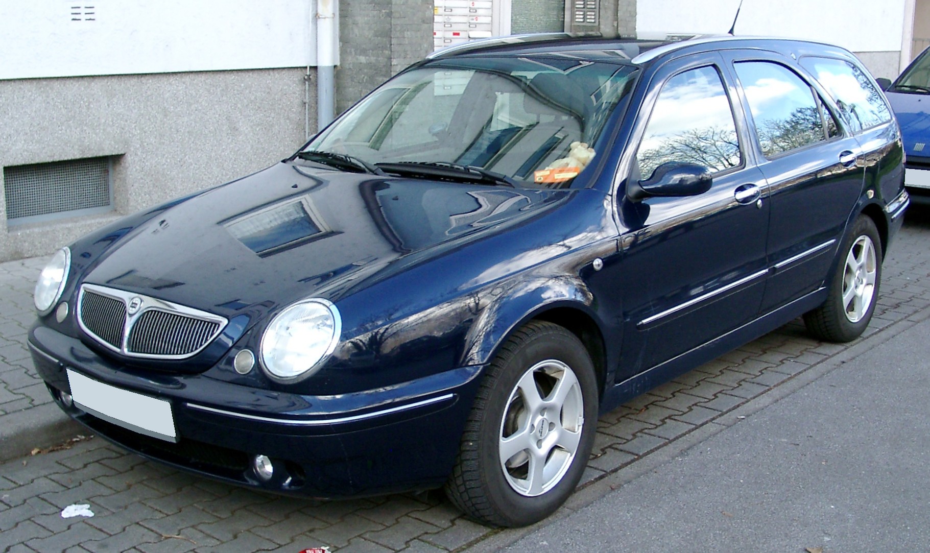 Размер колёс на Lancia Lybra 2004 Подбор шин на Lancia Lybra 2004