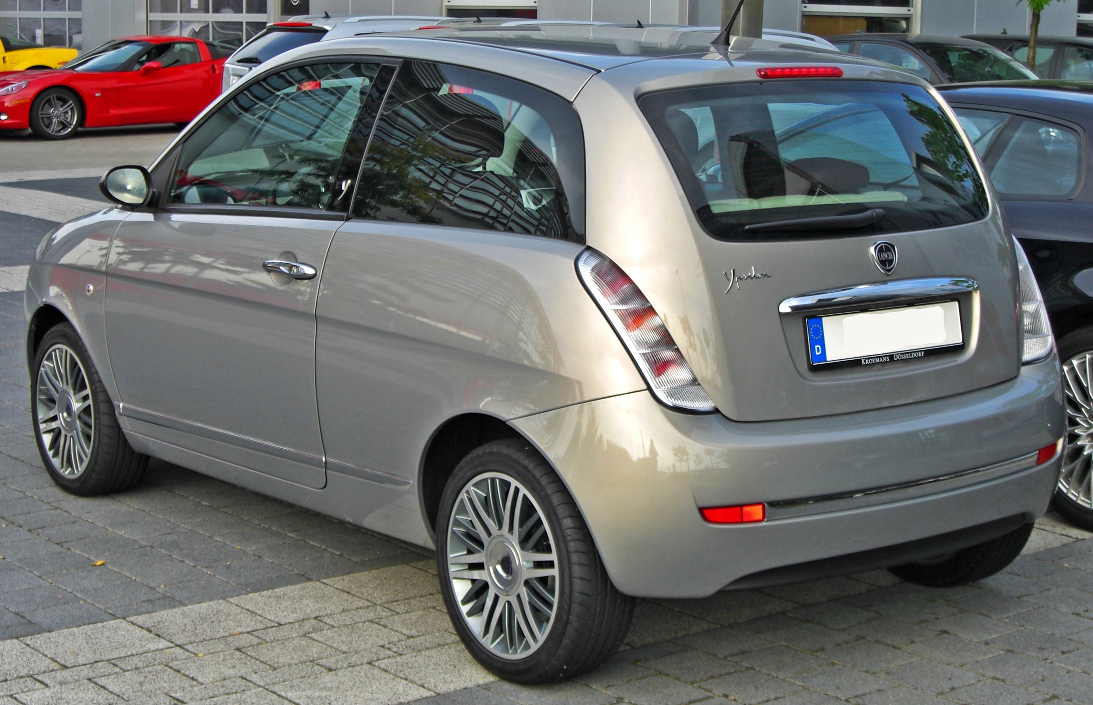 Размер колёс на Lancia Ypsilon 2006 Подбор шин на Lancia Ypsilon 2006