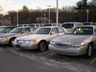 Подбор шин на Lincoln Town Car 2005